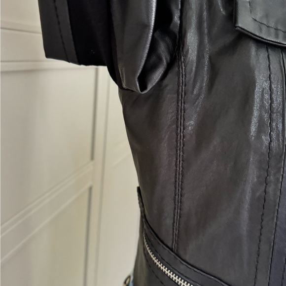 Revolve BcbgMaxAzria fitted black genuine leather jacket XXS - Picture 4 of 7